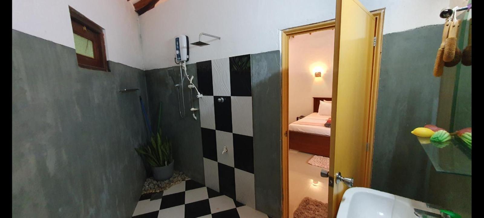 Blue Whale Lagoon Resort Ahangama Zewnętrze zdjęcie